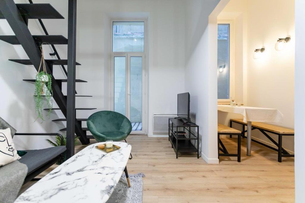 Grand T4 Avec 3Sdb - Quartier Joliette - Ideal Familles Et Groupes Marseille Eksteriør bilde